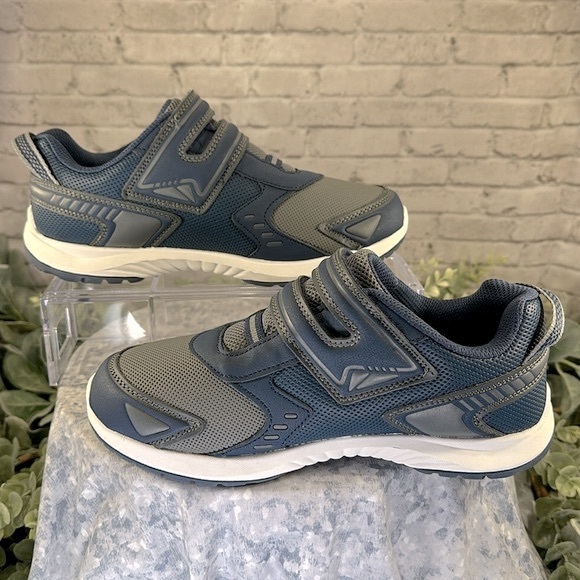 Athletic Works - Blue & Gray U-Strap Durable Comfort Sneakers Big Boys 5M 💙NWT - Picture 6 of 11